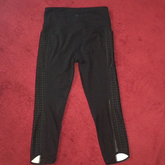 Capris - Picture 3 of 5